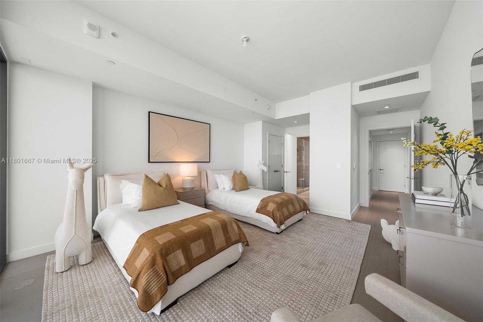 Small Image of 501 WEST AVE #3602, Miami Beach Number 23