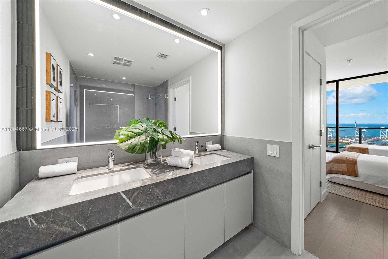 Small Image of 501 WEST AVE #3602, Miami Beach Number 24