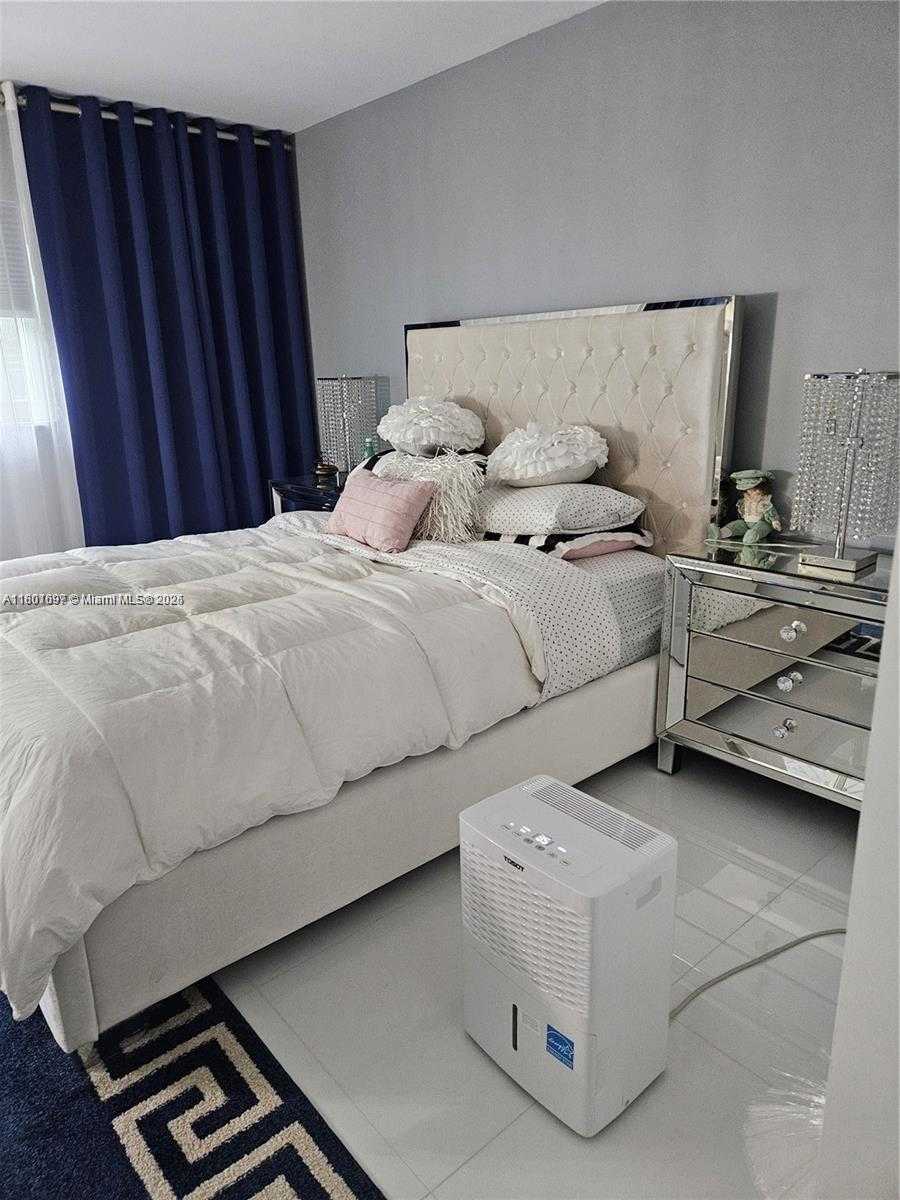 Small Image of 619 NORTH EAST 14TH AVE #106, Hallandale Beach Number 16