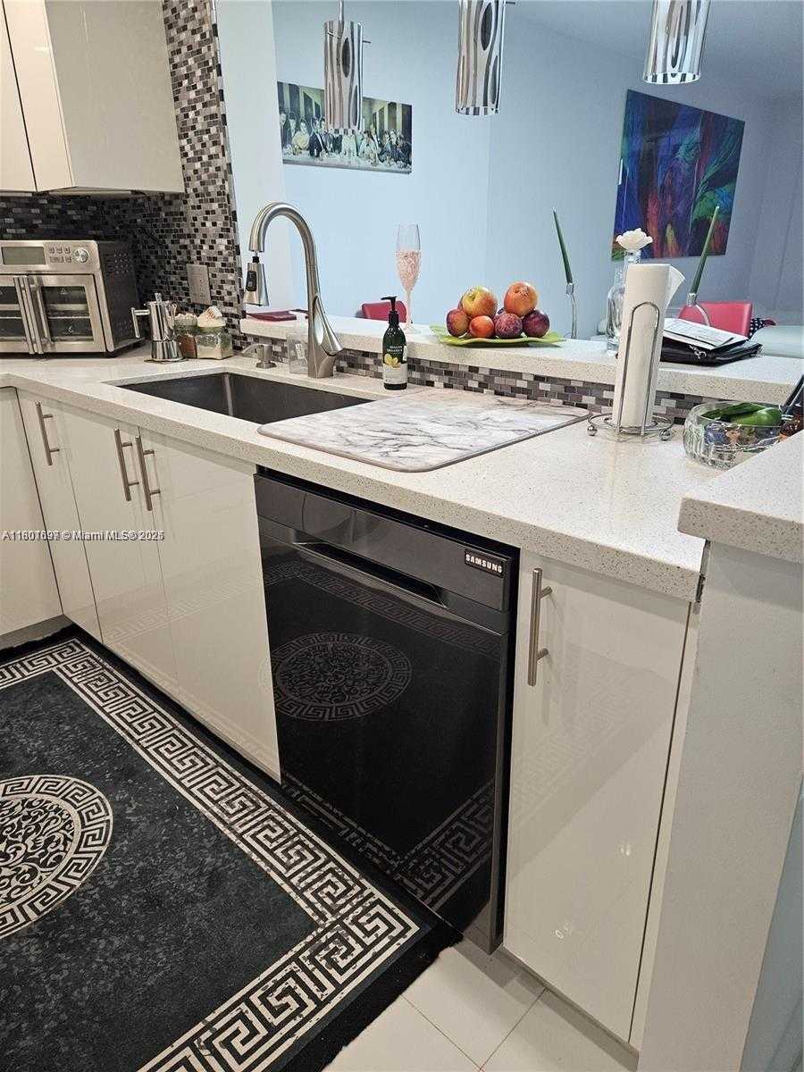 Small Image of 619 NORTH EAST 14TH AVE #106, Hallandale Beach Number 8