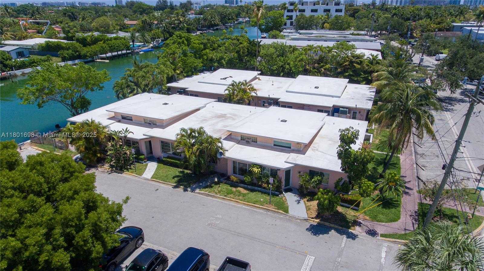 Small Image of 1795 CALAIS DR #4, Miami Beach Number 10