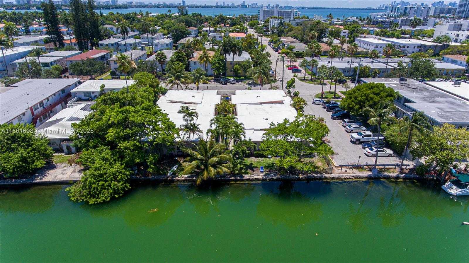 Small Image of 1795 CALAIS DR #4, Miami Beach Number 16