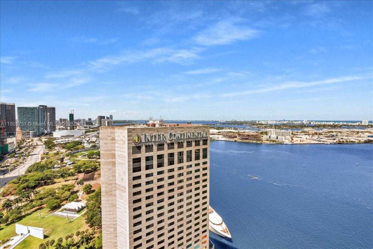 Small Image of 335 SOUTH BISCAYNE BLVD #4000, Miami Number 18