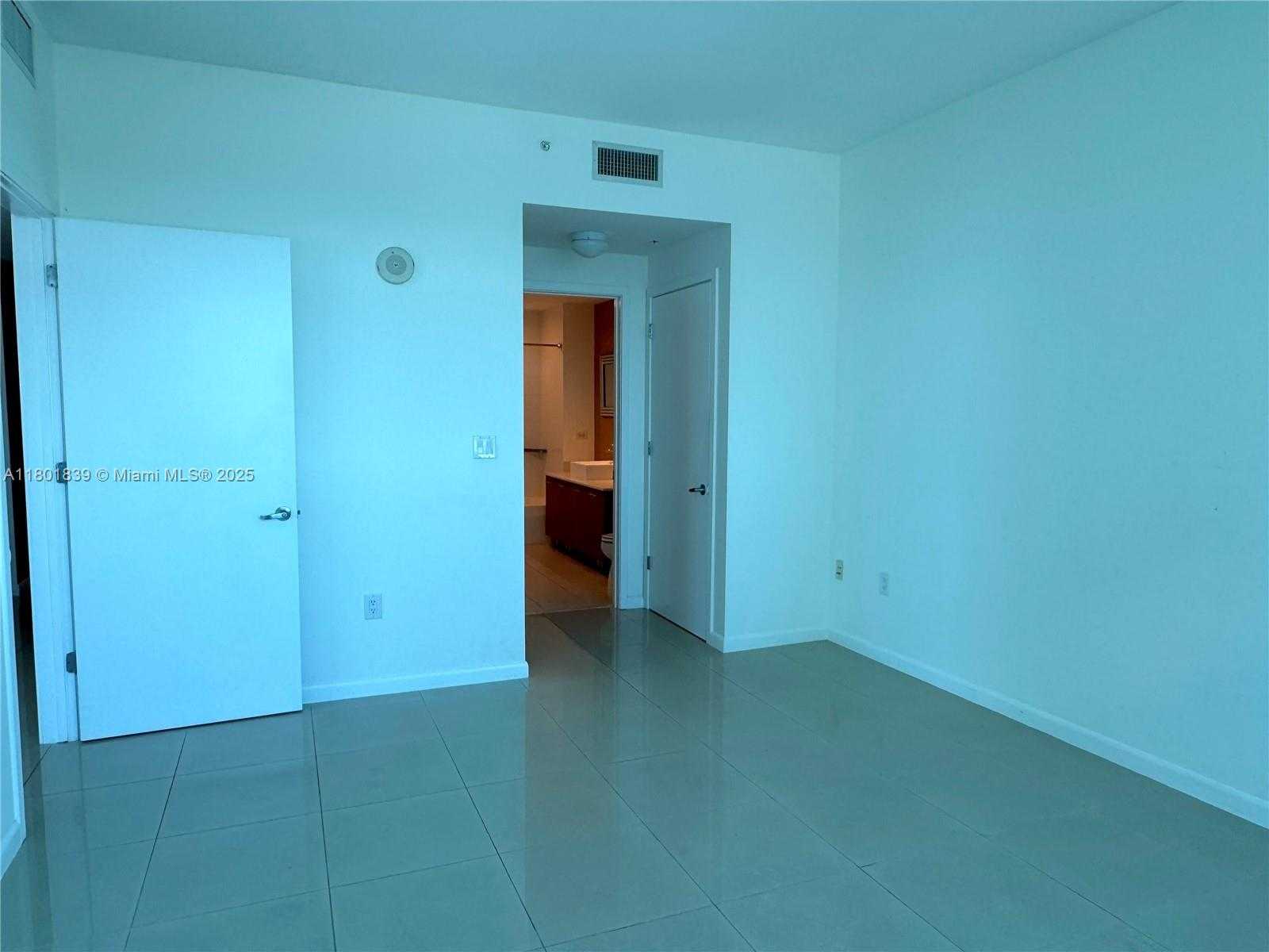 Small Image of 3301 NORTH EAST 1ST AVE #H2615, Miami Number 23