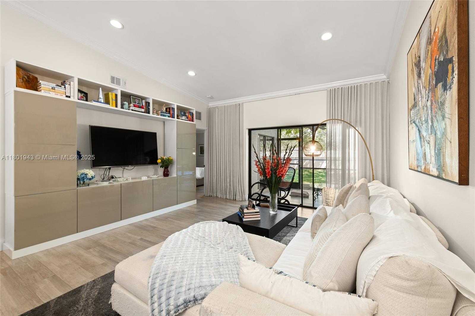 Small Image of 21228 HARBOR WAY #253-25, Aventura Number 5