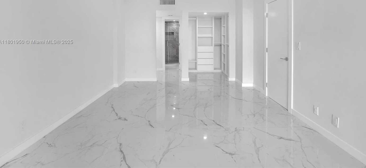 Small Image of 20335 WEST COUNTRY CLUB DR #1108, Aventura Number 16