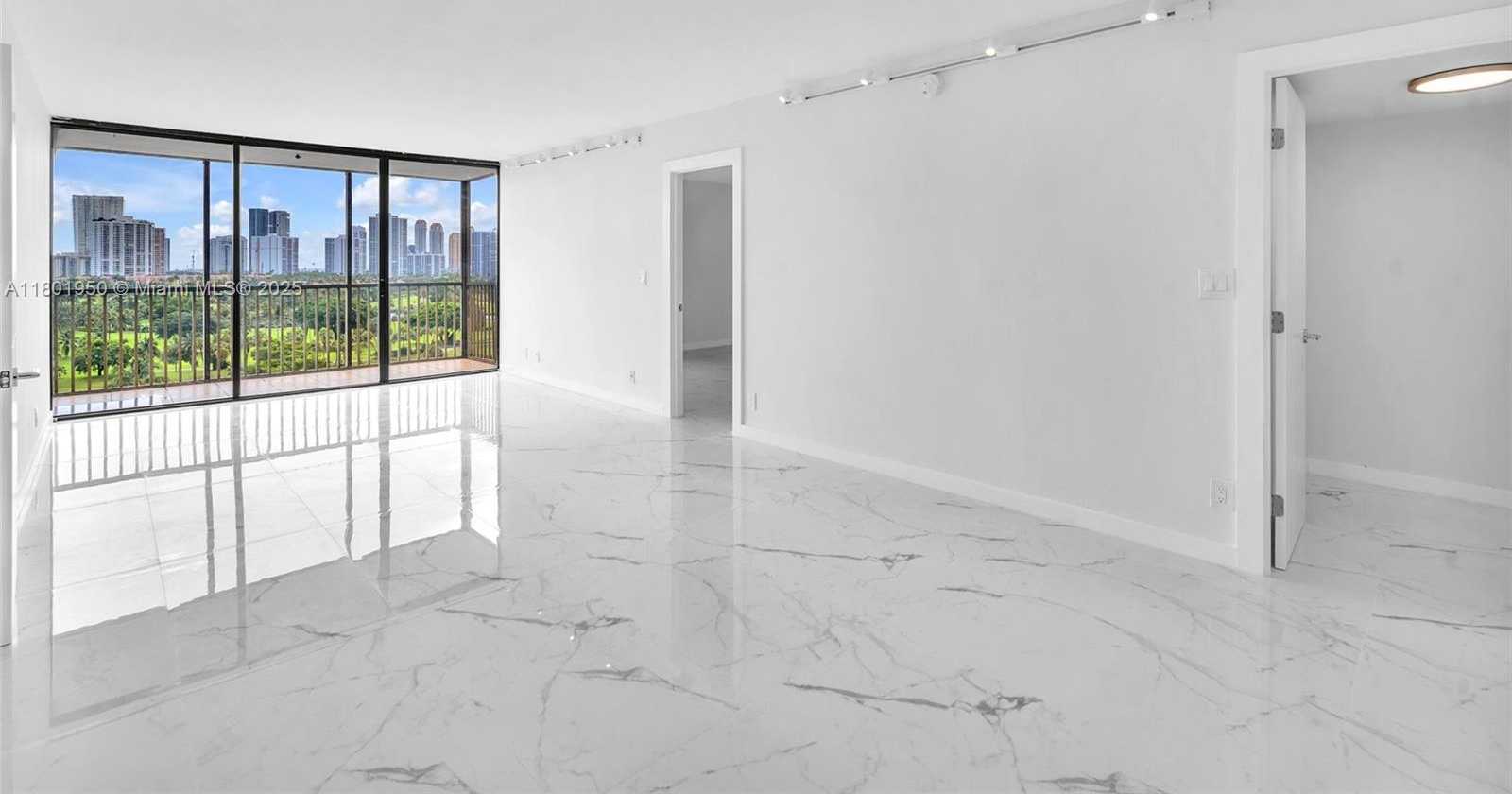 Small Image of 20335 WEST COUNTRY CLUB DR #1108, Aventura Number 4