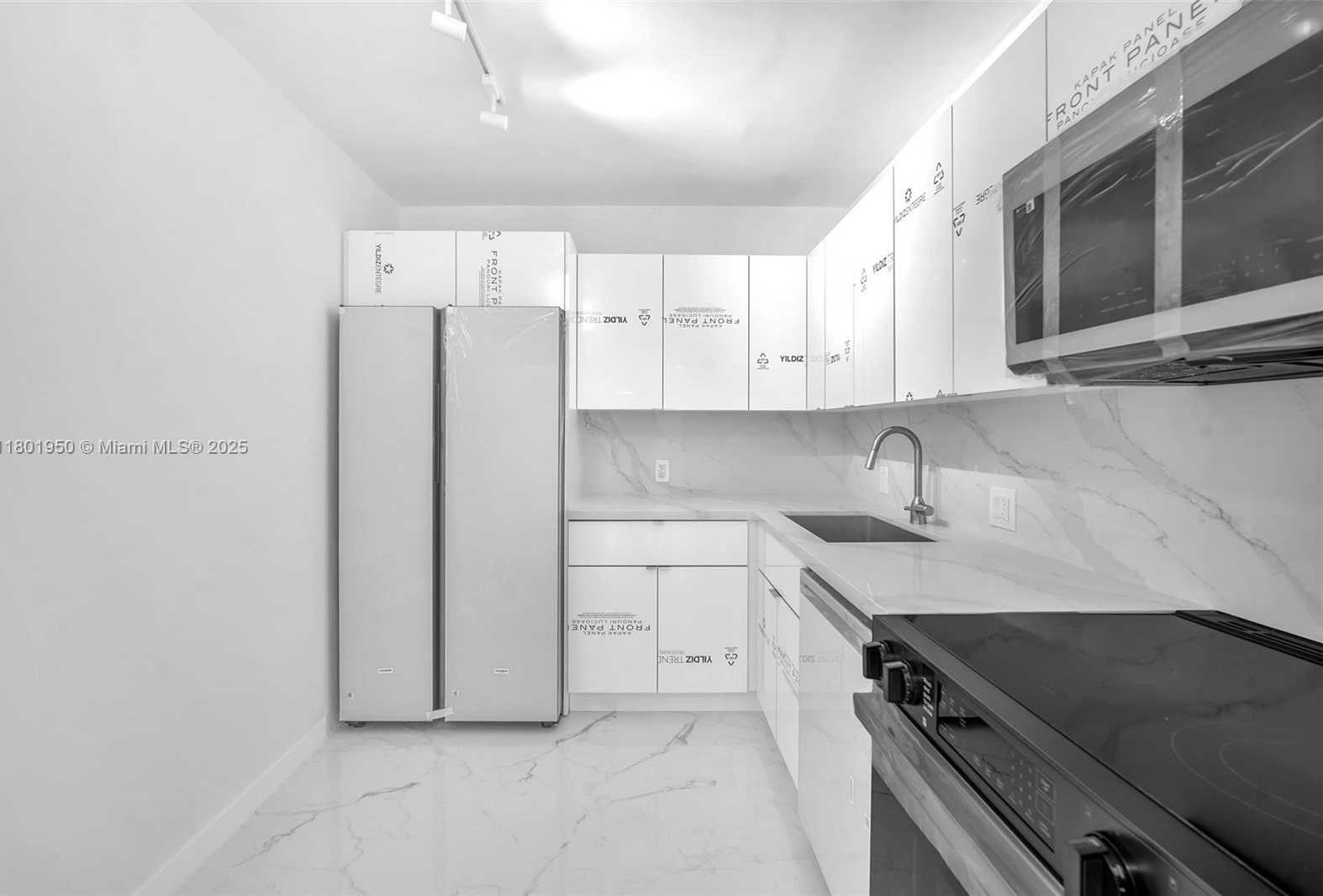 Small Image of 20335 WEST COUNTRY CLUB DR #1108, Aventura Number 9