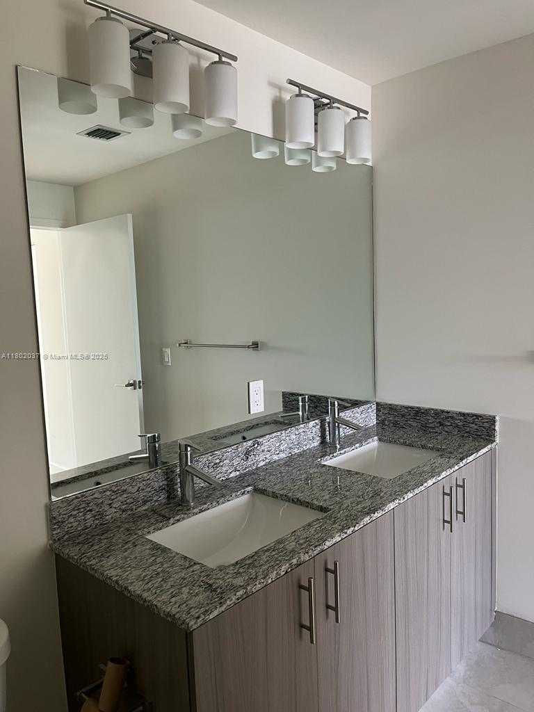 Small Image of 5350 NORTH WEST 84TH AVE #1207, Doral Number 13