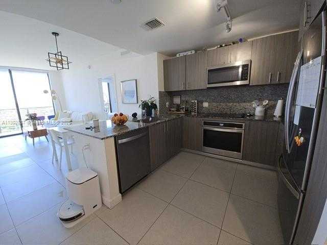Small Image of 5350 NORTH WEST 84TH AVE #1207, Doral Number 8