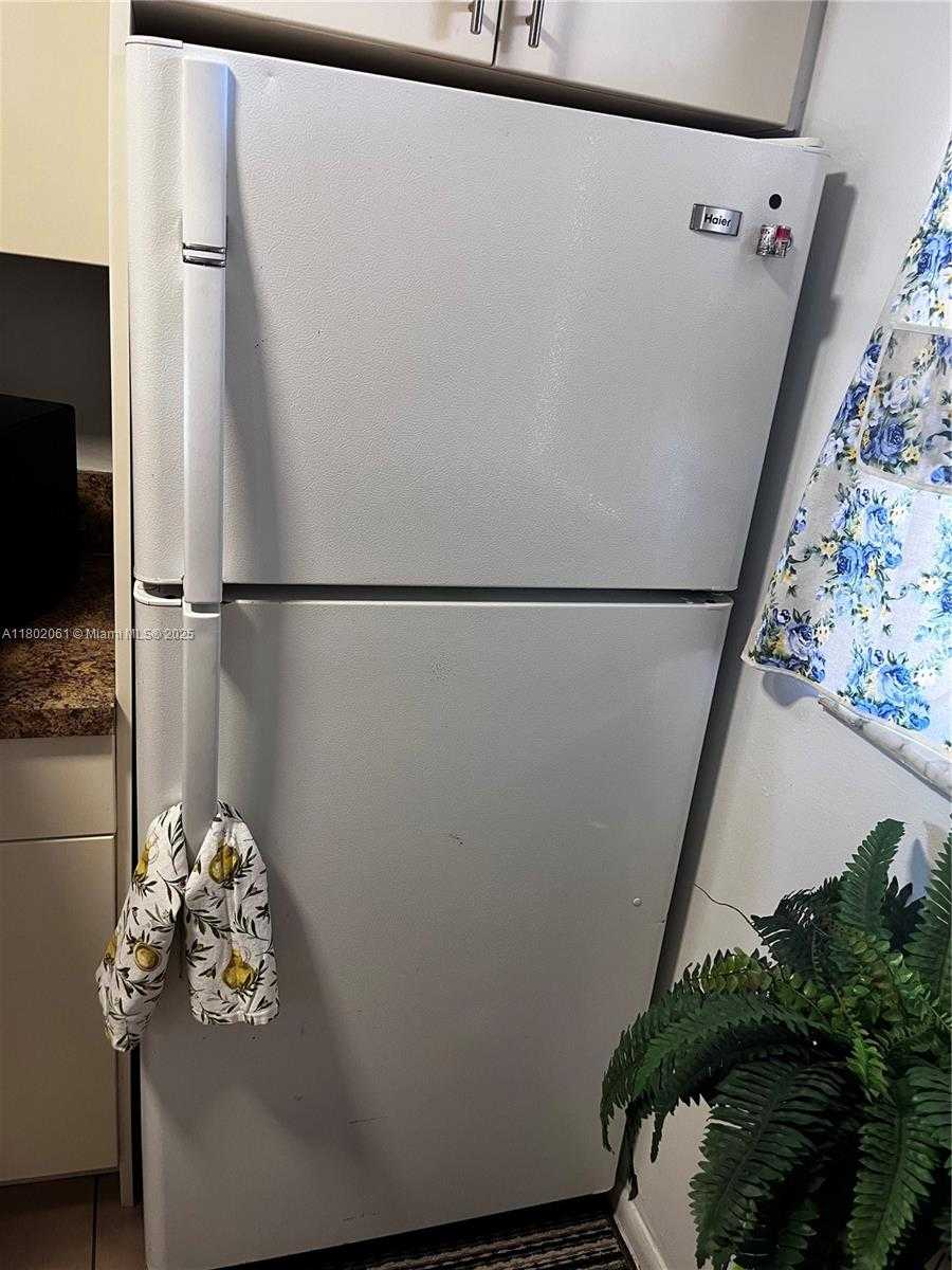Small Image of 19715 SOUTH WEST 114TH AVE #257, Miami Number 5