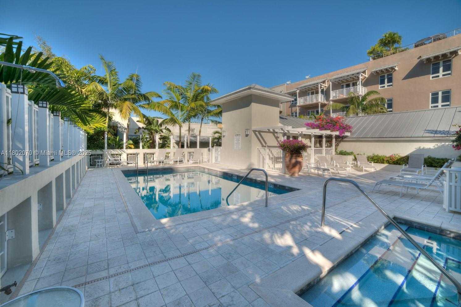 Small Image of 3540 MAIN HWY #203, Coconut Grove Number 28