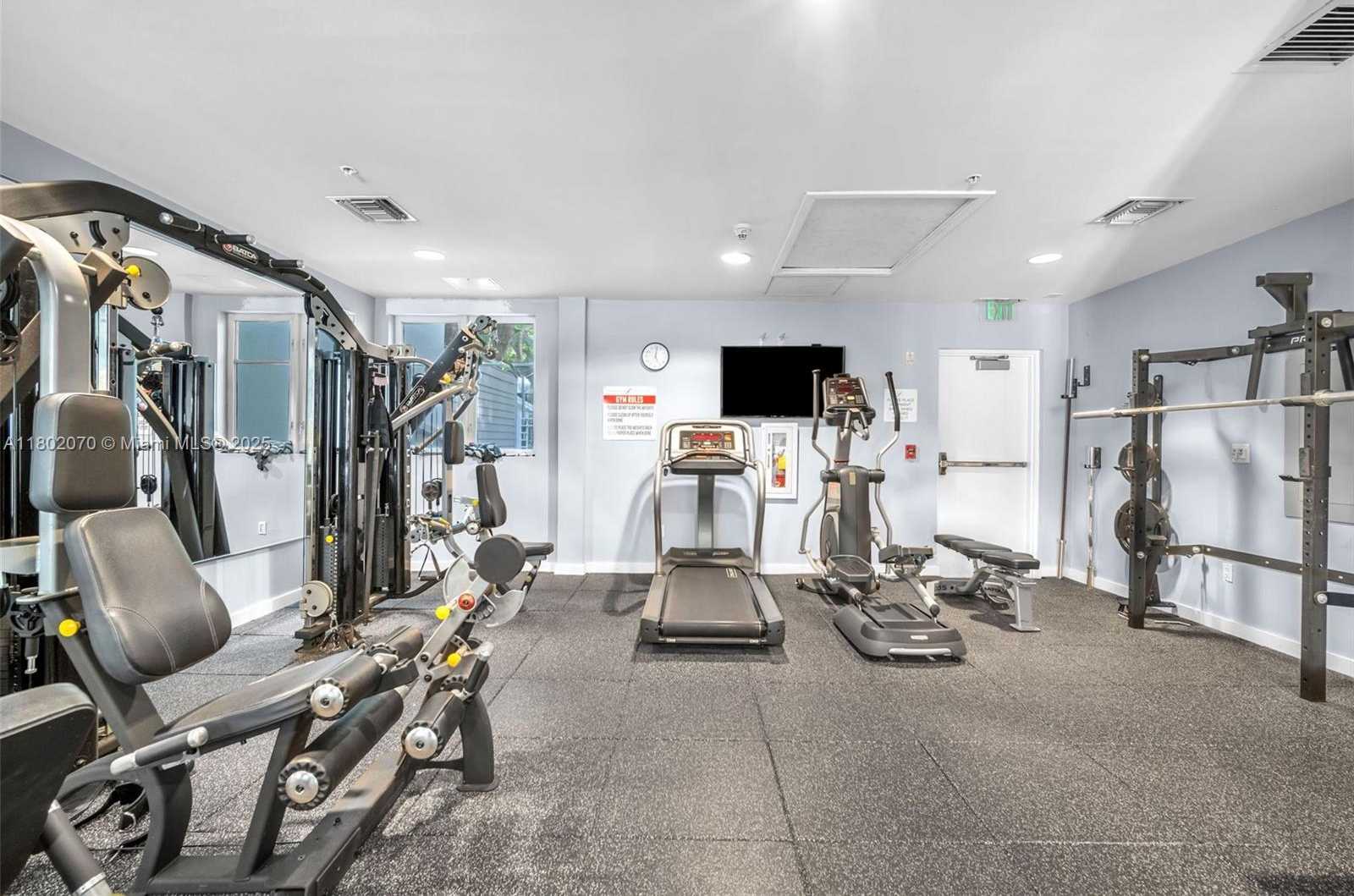 Small Image of 3540 MAIN HWY #203, Coconut Grove Number 32