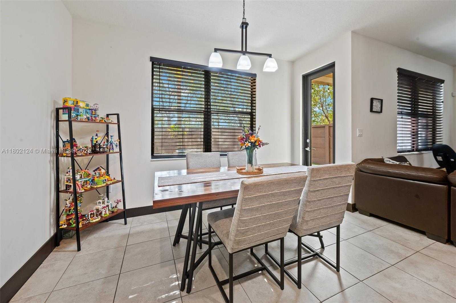 Small Image of 15776 NW 91st Ct, Miami Lakes, FL 33016, USA Number 18