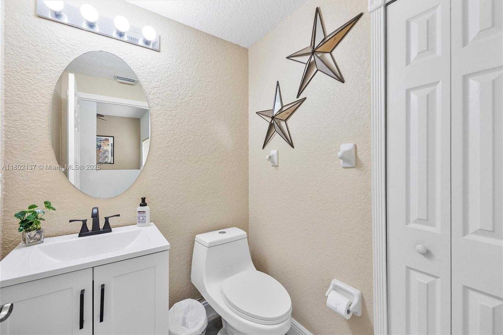 Small Image of 2350 SOUTH EAST 19TH CT, Homestead Number 13