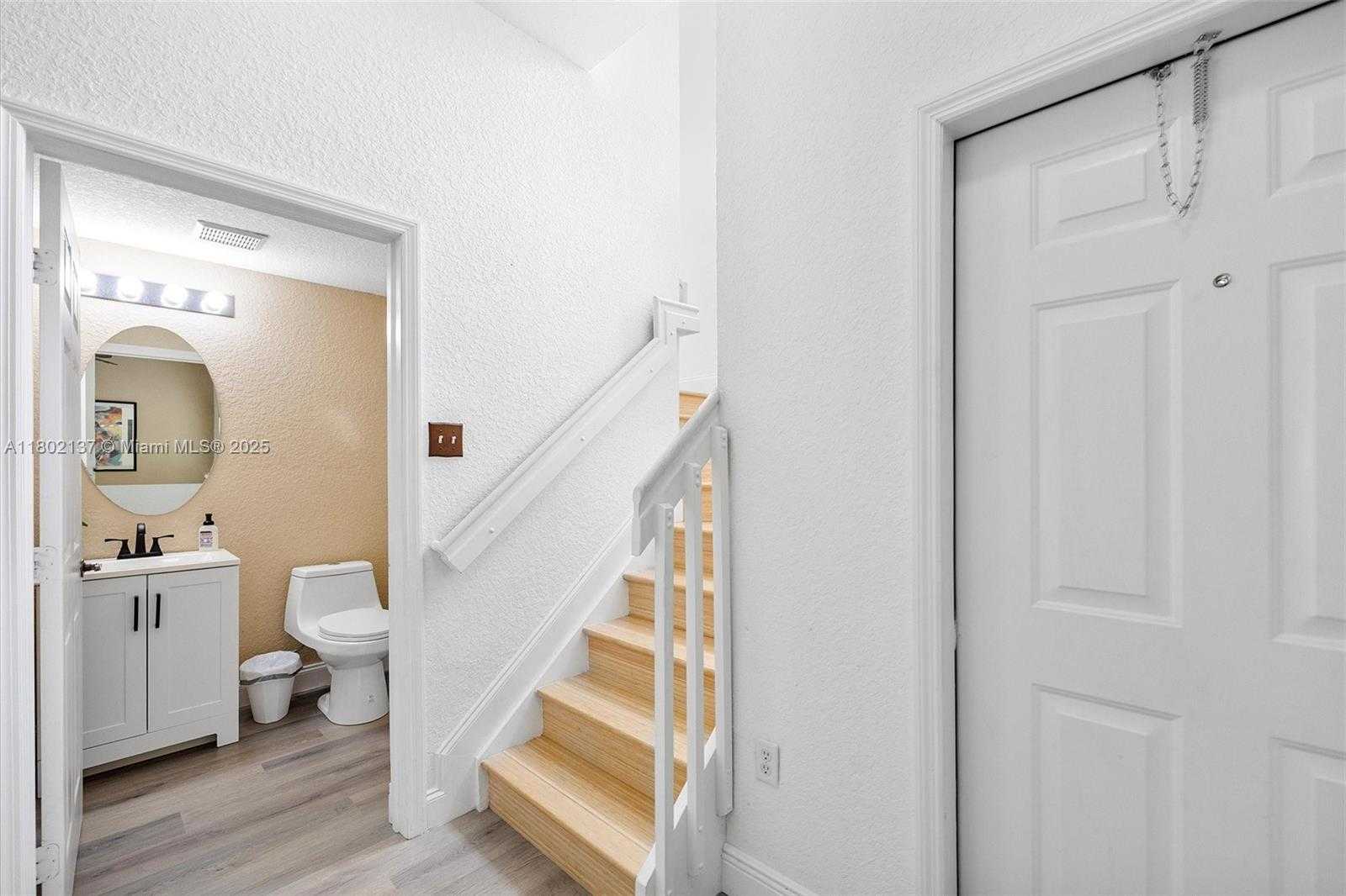 Small Image of 2350 SOUTH EAST 19TH CT, Homestead Number 14