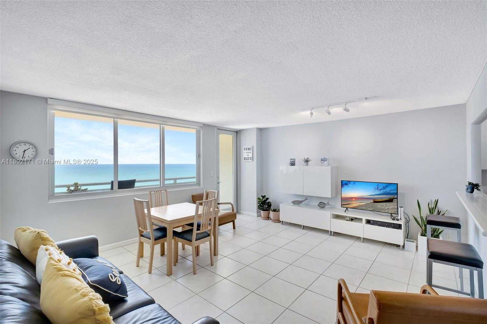 Small Image of 7135 COLLINS AVE #1614, Miami Beach Number 10