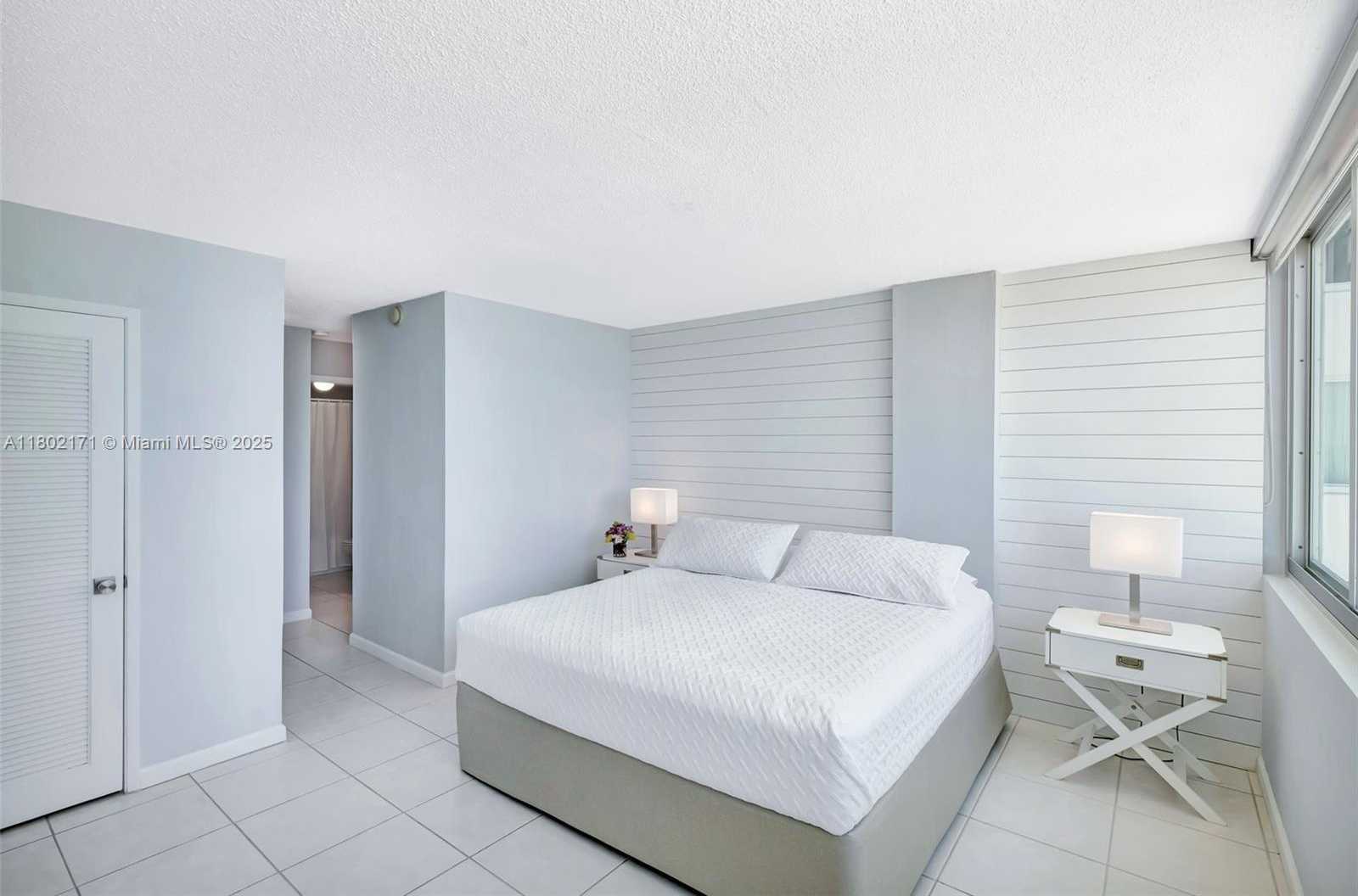 Small Image of 7135 COLLINS AVE #1614, Miami Beach Number 20