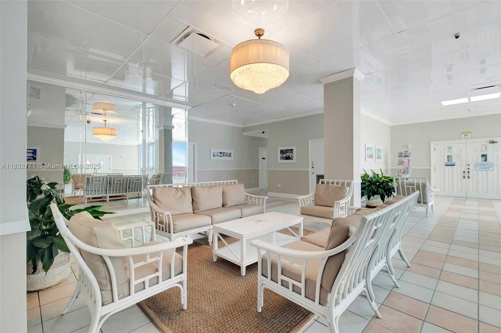 Small Image of 7135 COLLINS AVE #1614, Miami Beach Number 32