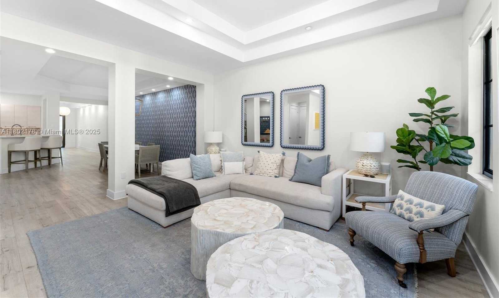 Small Image of 622 MALAGA AVE #622, Coral Gables Number 5
