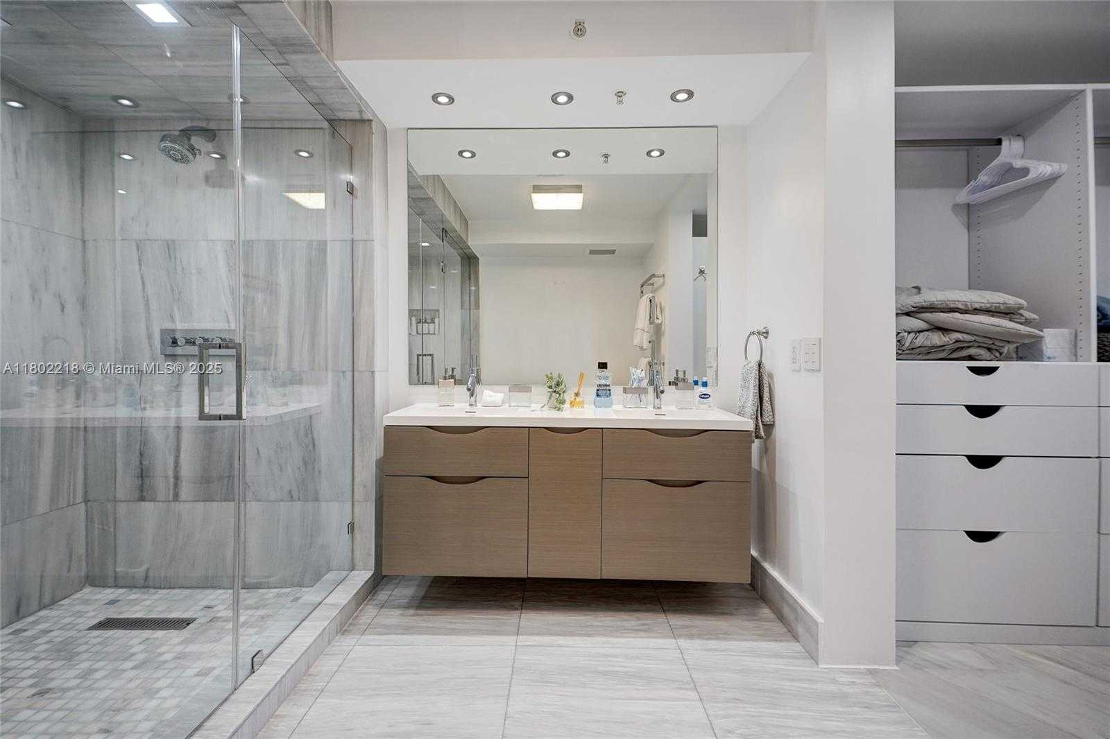 Small Image of 18201 COLLINS AVE #808, Sunny Isles Beach Number 13