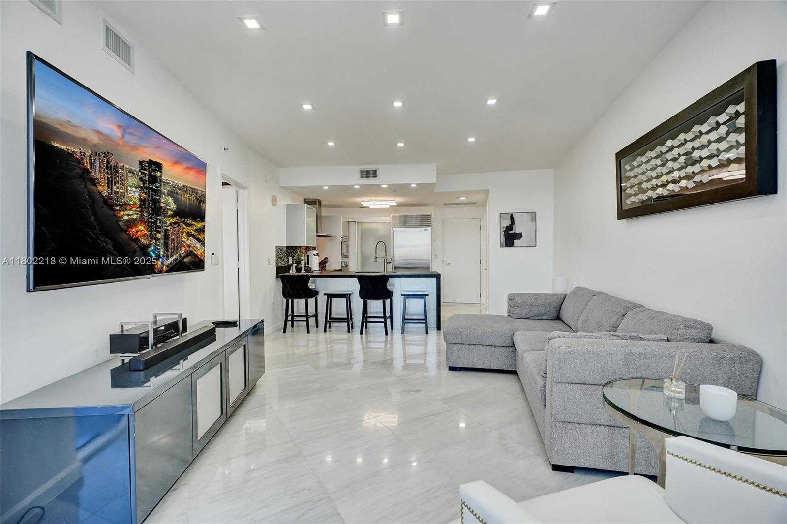 Small Image of 18201 COLLINS AVE #808, Sunny Isles Beach Number 7