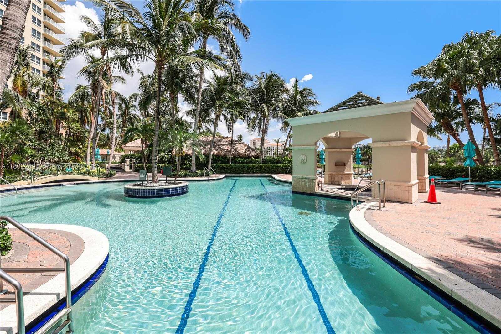 Small Image of 19501 #1613, Aventura Number 38