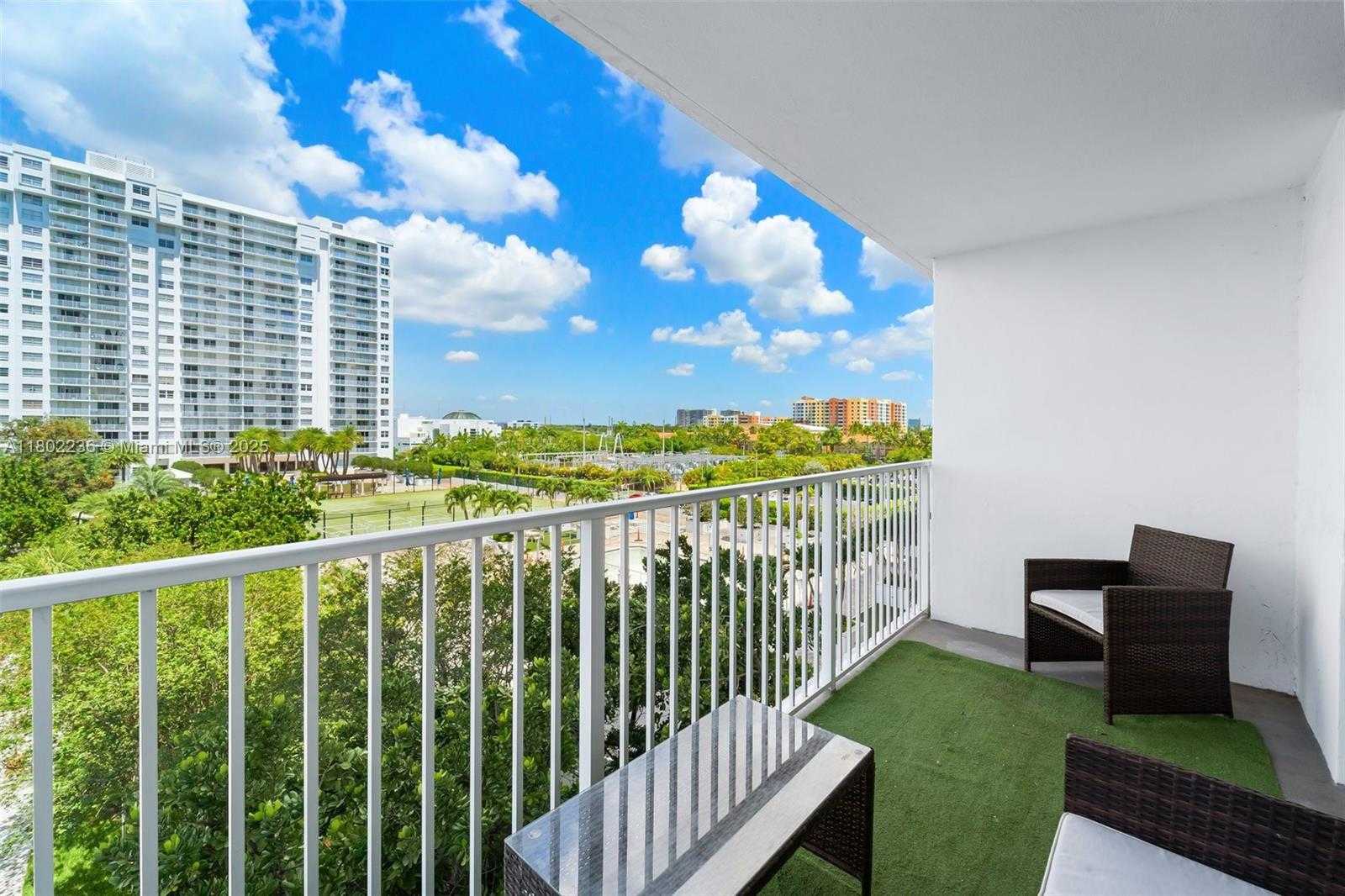 Small Image of 2851 NORTH EAST 183RD ST #510E, Aventura Number 16
