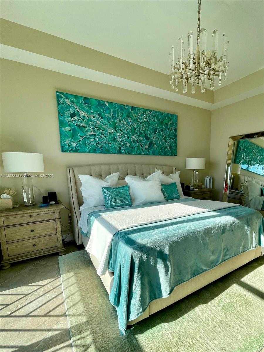 Small Image of 4510 EL MAR DR #405, Lauderdale By The Sea Number 12