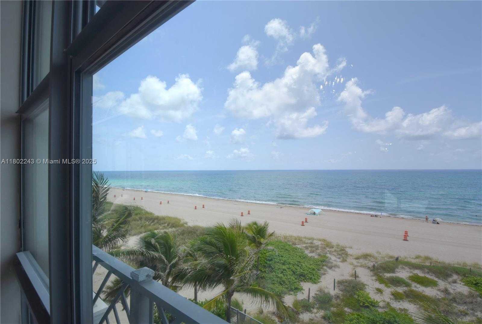 Small Image of 4510 EL MAR DR #405, Lauderdale By The Sea Number 49