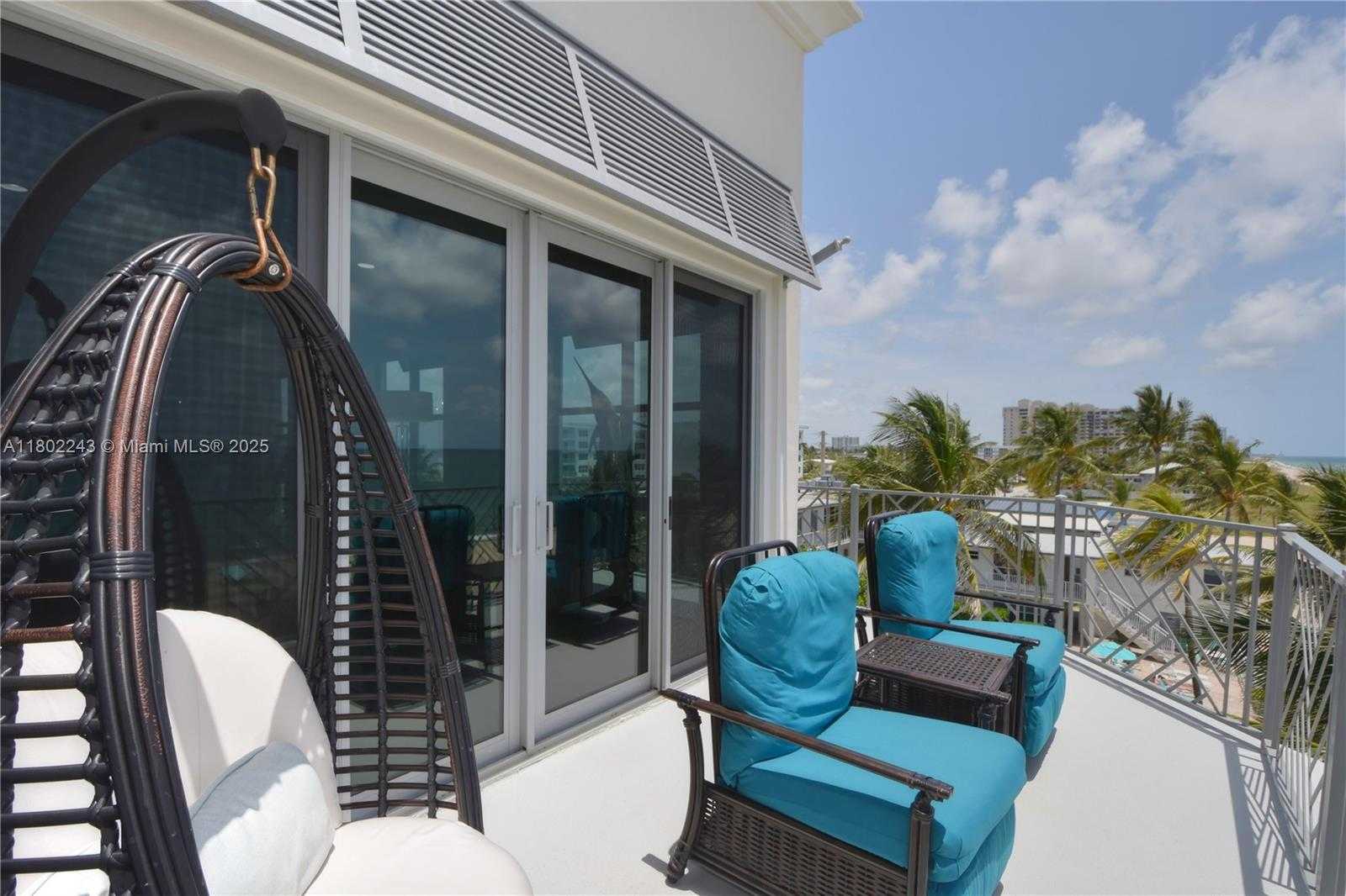 Small Image of 4510 EL MAR DR #405, Lauderdale By The Sea Number 52