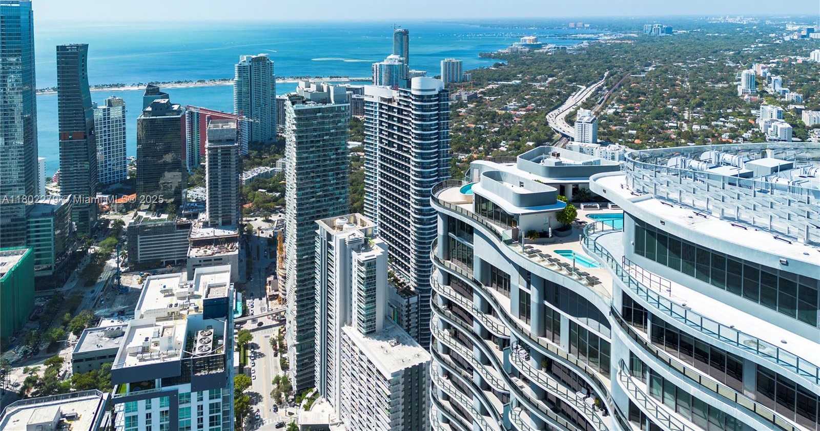 Small Image of 1000 BRICKELL PLZ #UPH6201, Miami Number 37
