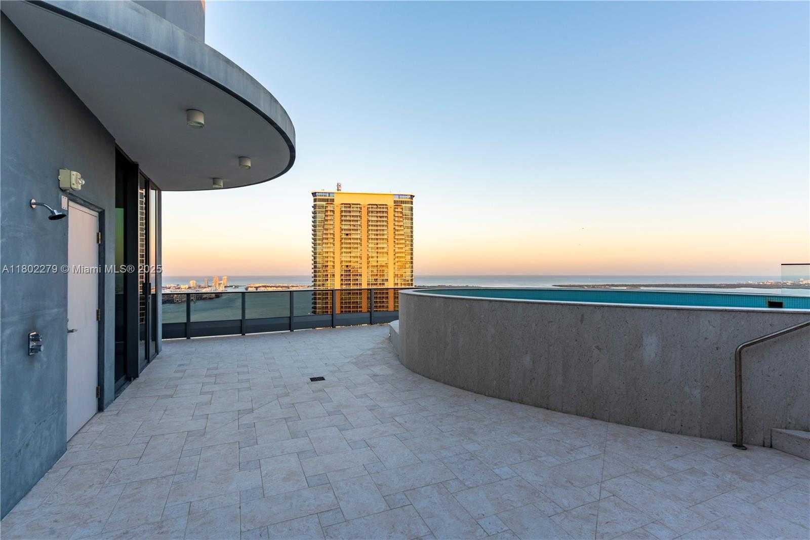Small Image of 1000 BRICKELL PLZ #UPH6201, Miami Number 40
