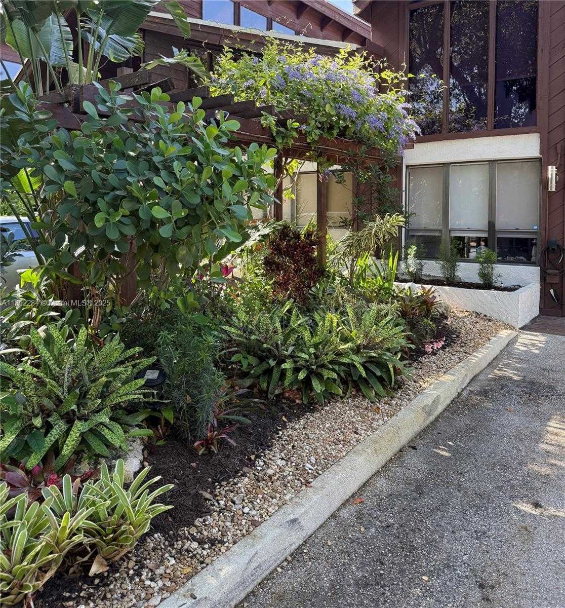 Small Image of 8961 SOUTH WEST 6TH CT, Plantation Number 16