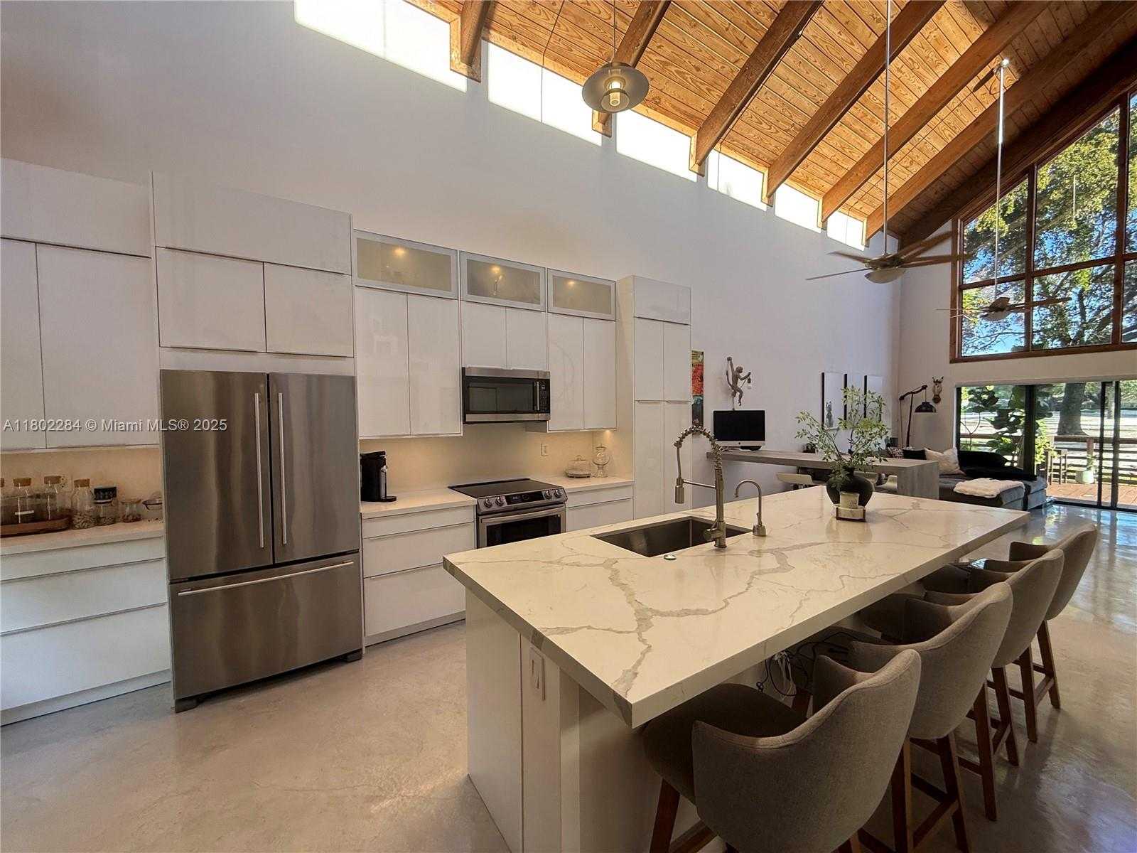 Small Image of 8961 SOUTH WEST 6TH CT, Plantation Number 4