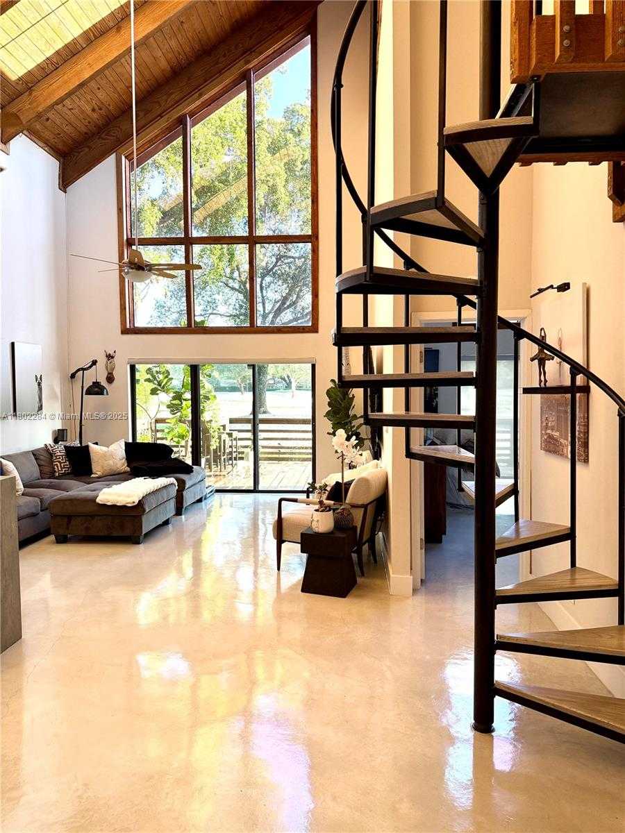 Small Image of 8961 SOUTH WEST 6TH CT, Plantation Number 5