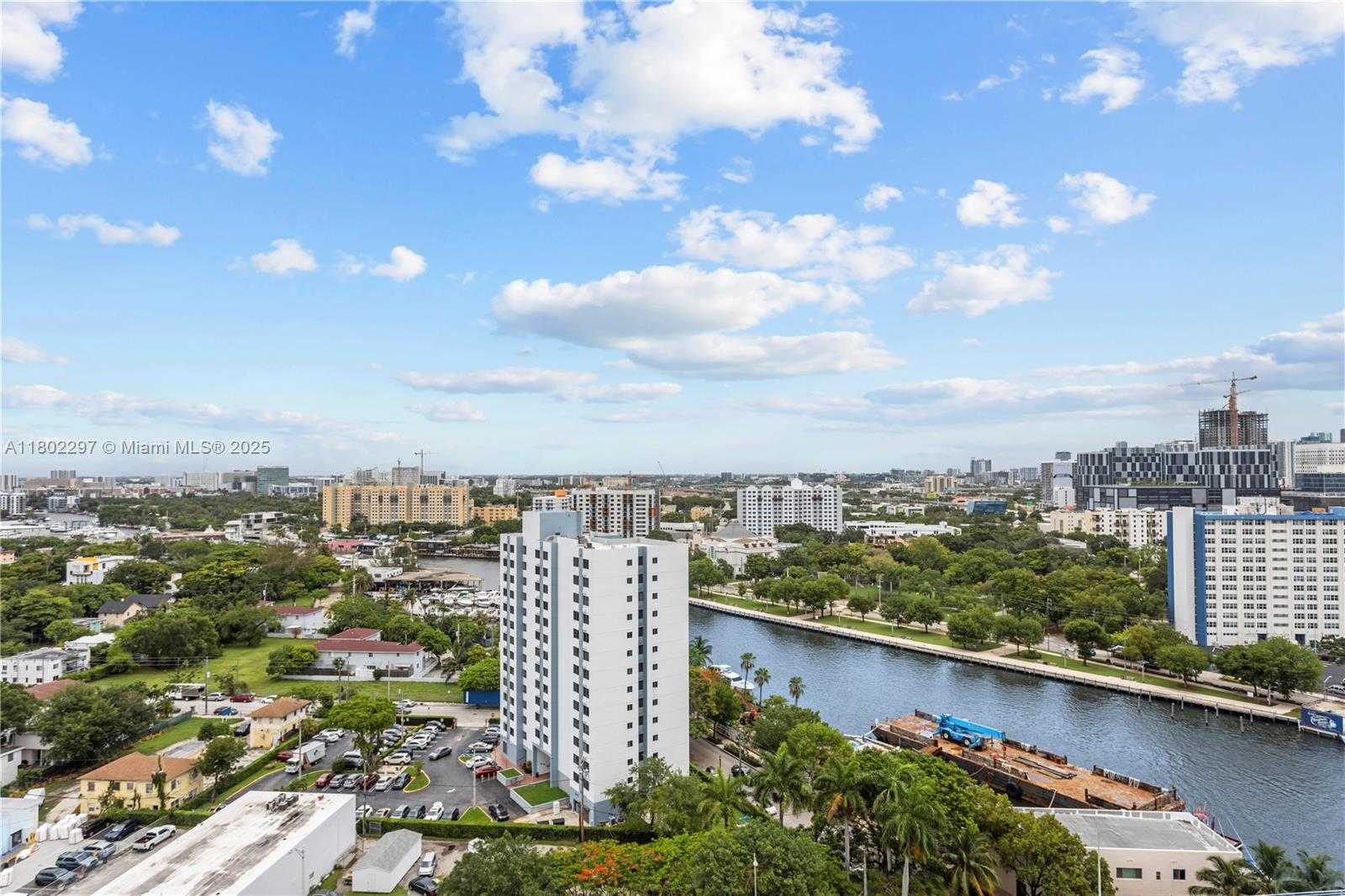 Small Image of 10 SOUTH WEST SOUTH RIVER DR #1715, Miami Number 15