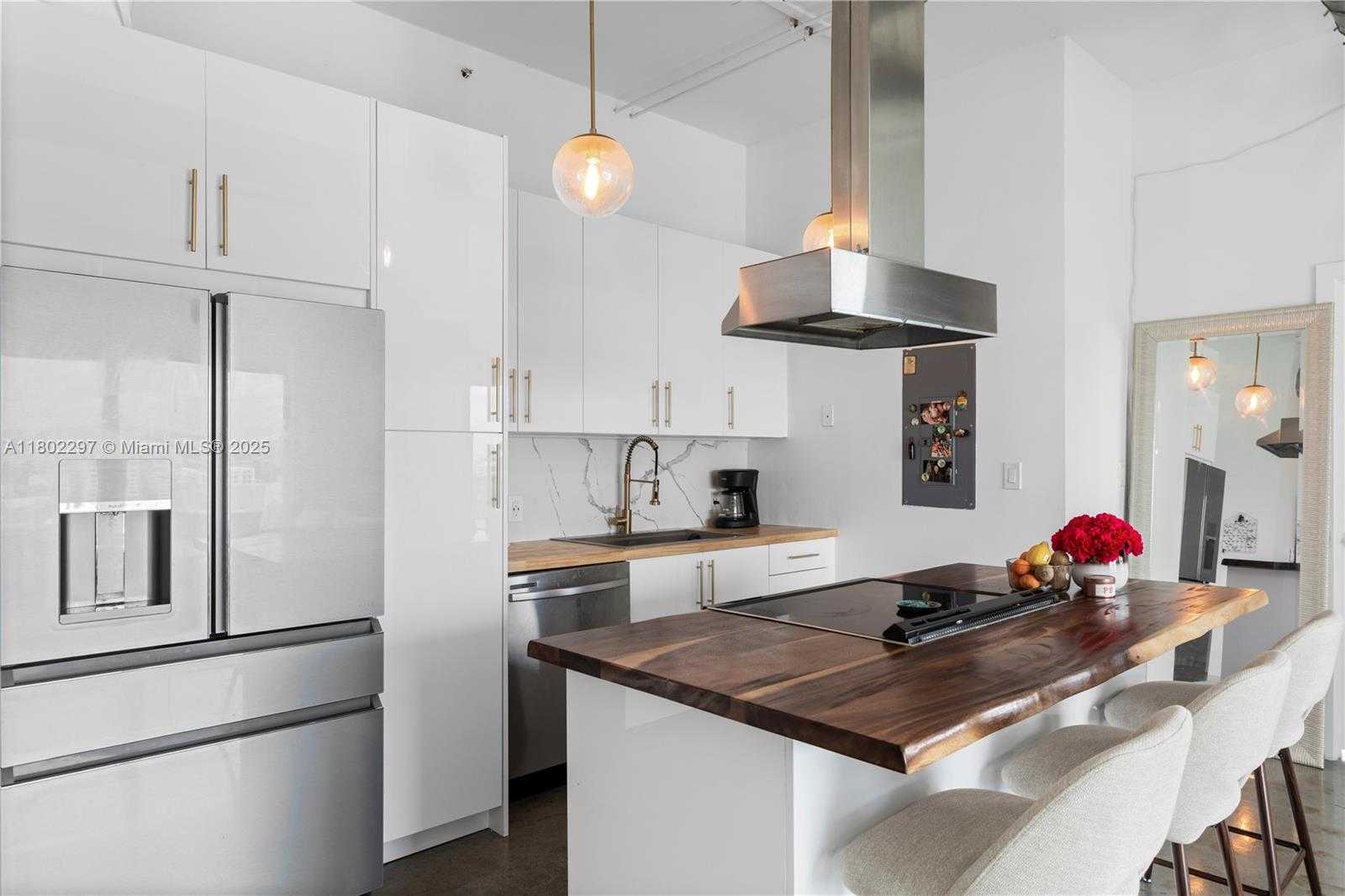Small Image of 10 SOUTH WEST SOUTH RIVER DR #1715, Miami Number 2