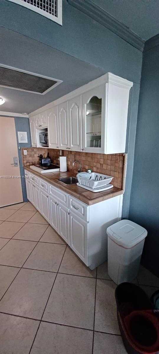 Small Image of 19201 COLLINS AVE #1105, Sunny Isles Beach Number 19