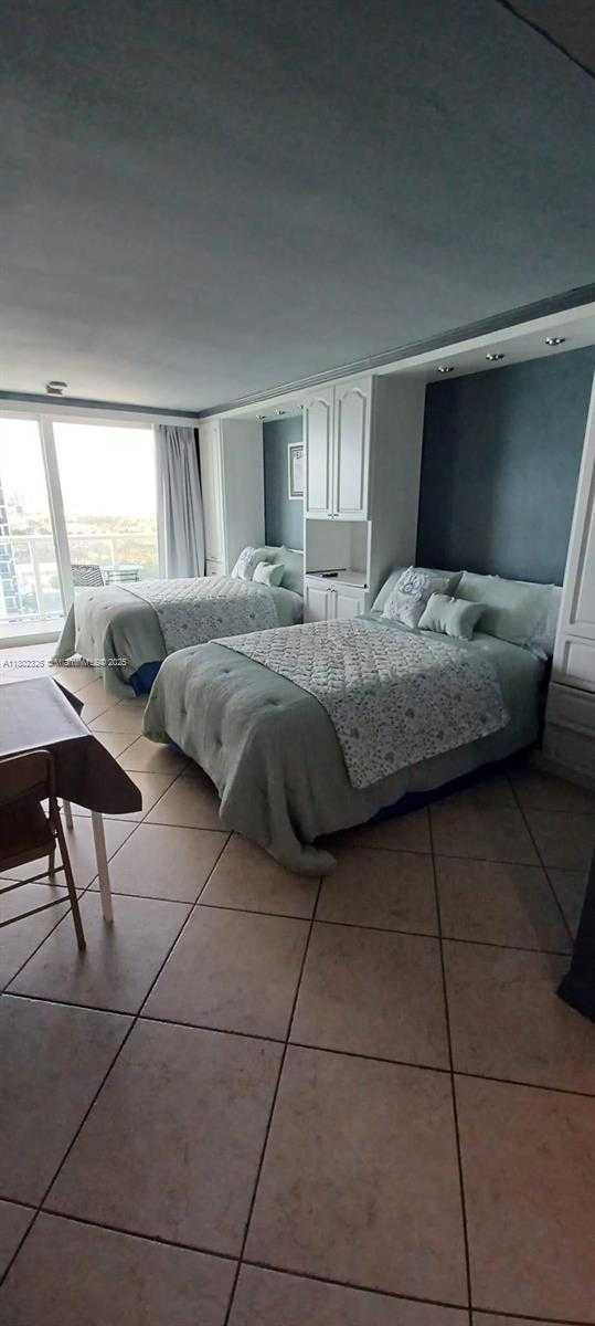 Small Image of 19201 COLLINS AVE #1105, Sunny Isles Beach Number 22