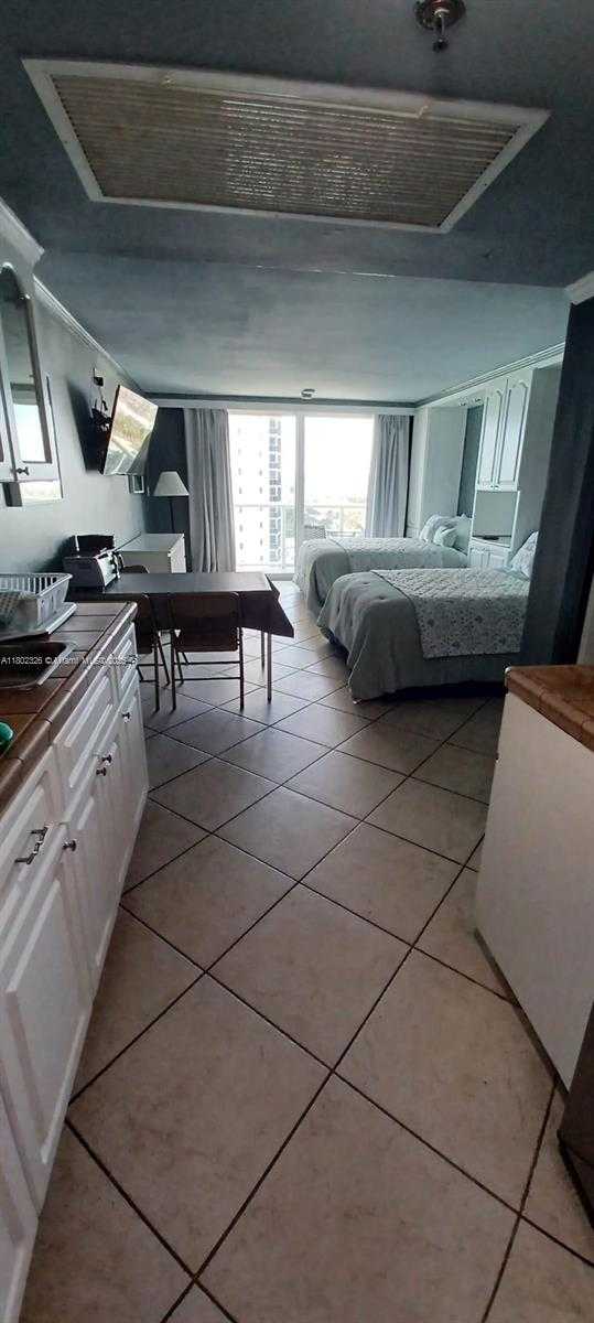 Small Image of 19201 COLLINS AVE #1105, Sunny Isles Beach Number 30