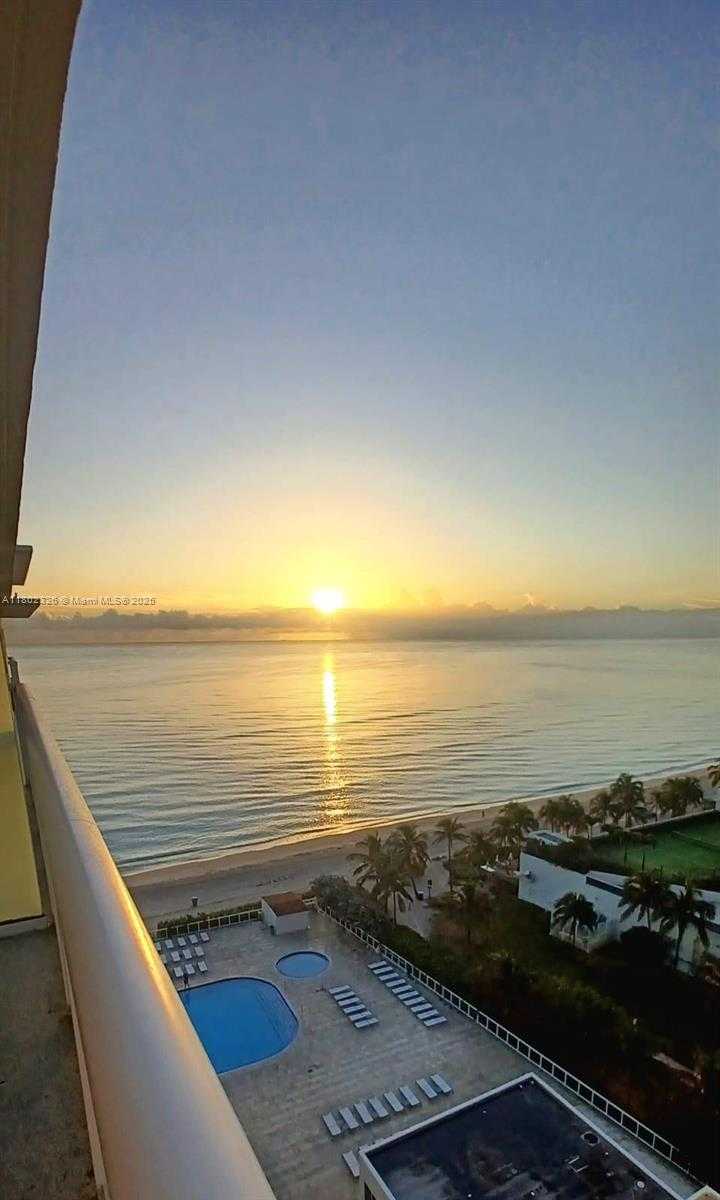 Small Image of 19201 COLLINS AVE #1105, Sunny Isles Beach Number 6