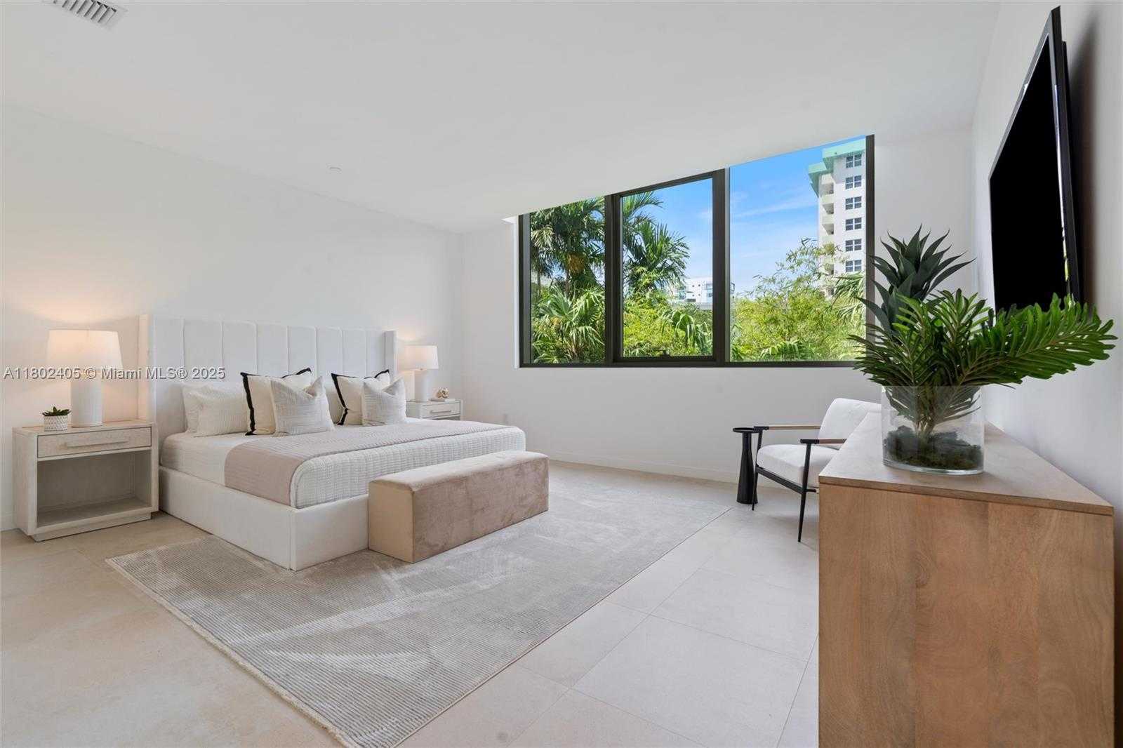 Small Image of 1135 103RD ST #203, Bay Harbor Islands Number 11