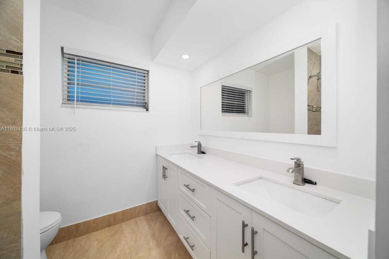 Small Image of 7344 SOUTH WEST 82ND ST #C107, Miami Number 14
