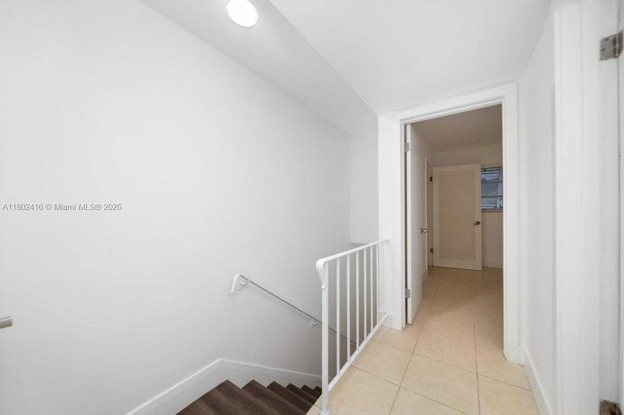 Small Image of 7344 SOUTH WEST 82ND ST #C107, Miami Number 4