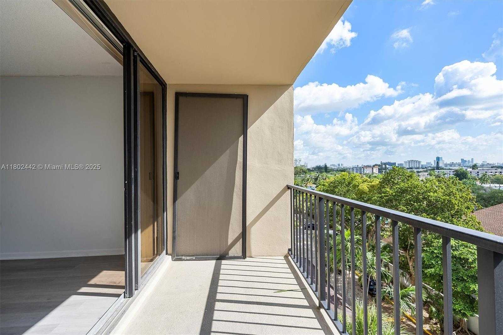 Small Image of 1470 NORTH EAST 123RD ST #A603, North Miami Number 25