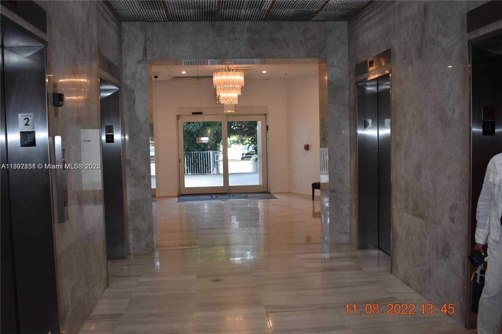 Small Image of 100 BAYVIEW DR #309, Sunny Isles Beach Number 25