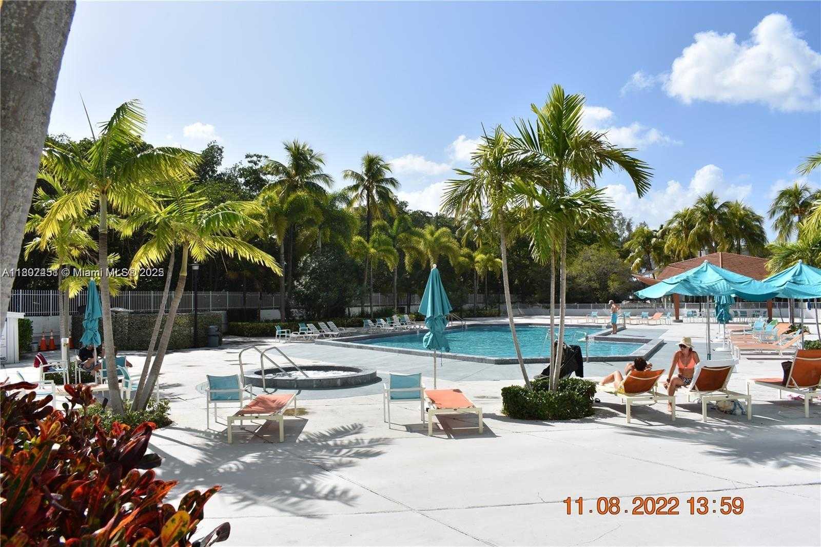 Small Image of 100 BAYVIEW DR #309, Sunny Isles Beach Number 34