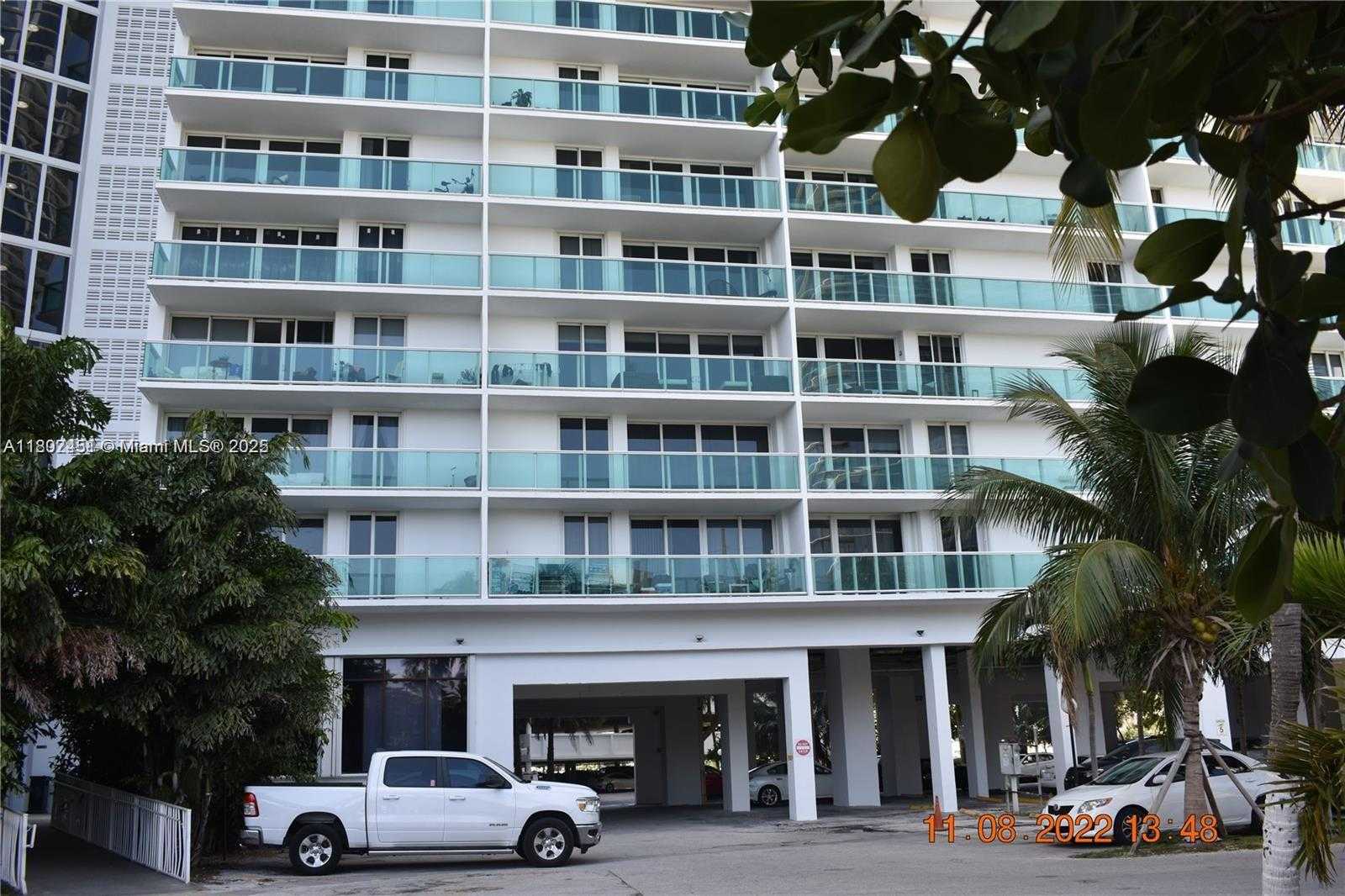Small Image of 100 BAYVIEW DR #309, Sunny Isles Beach Number 35