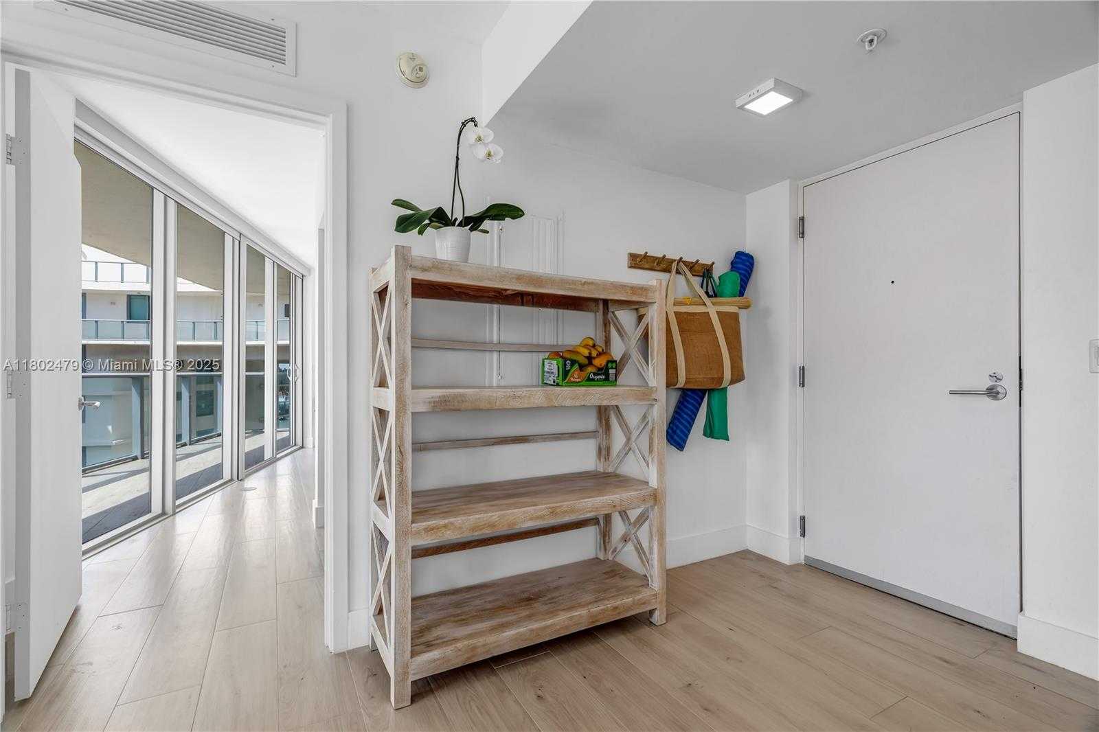 Small Image of 6620 INDIAN CREEK DR #619, Miami Beach Number 24